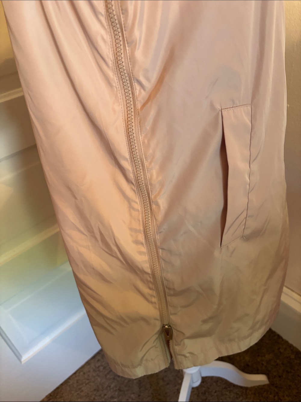 Via Spiga Pale Pink Rain Coat with Balloon Sleeves - Picture 13 of 14